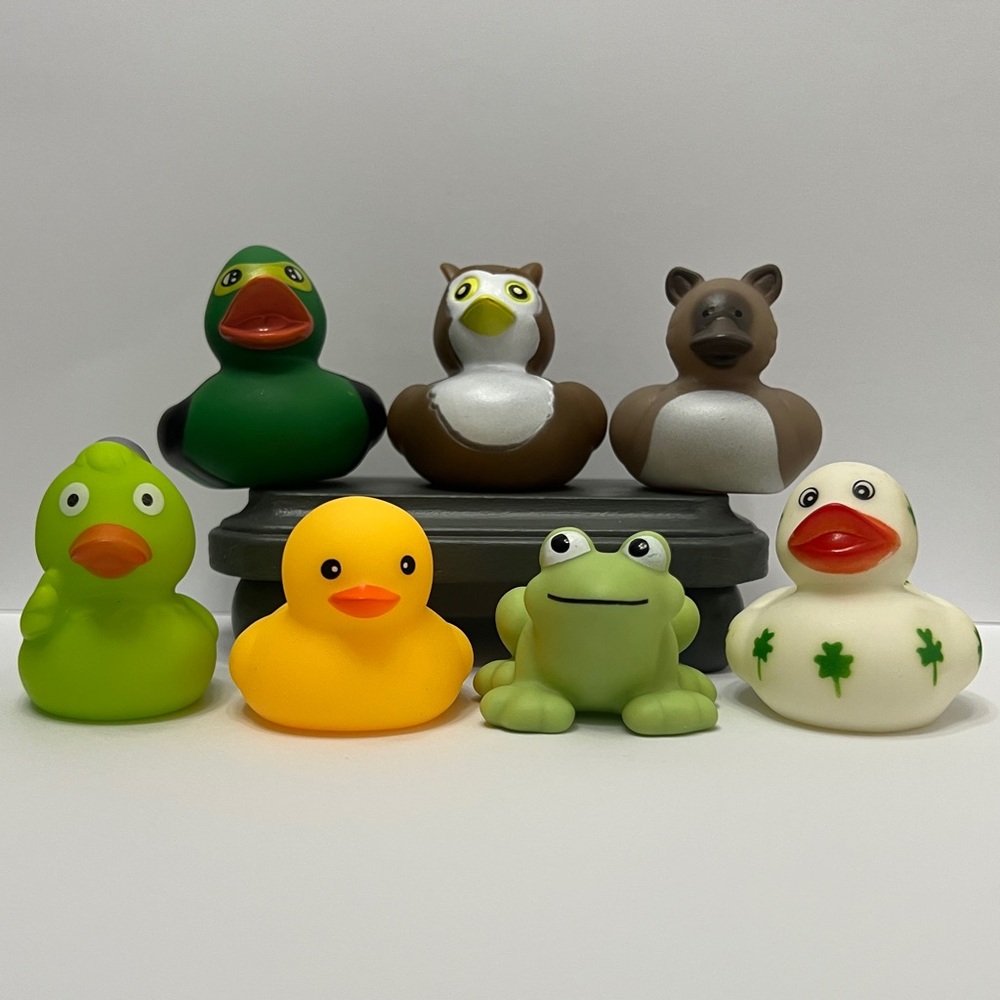 Lot Of 7 Rubber Ducks; Owl, Raccoon, Ninja, Frog, Duckling, ETC